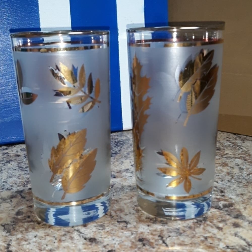 Vintage 1970s mid century modern Libbey glasses